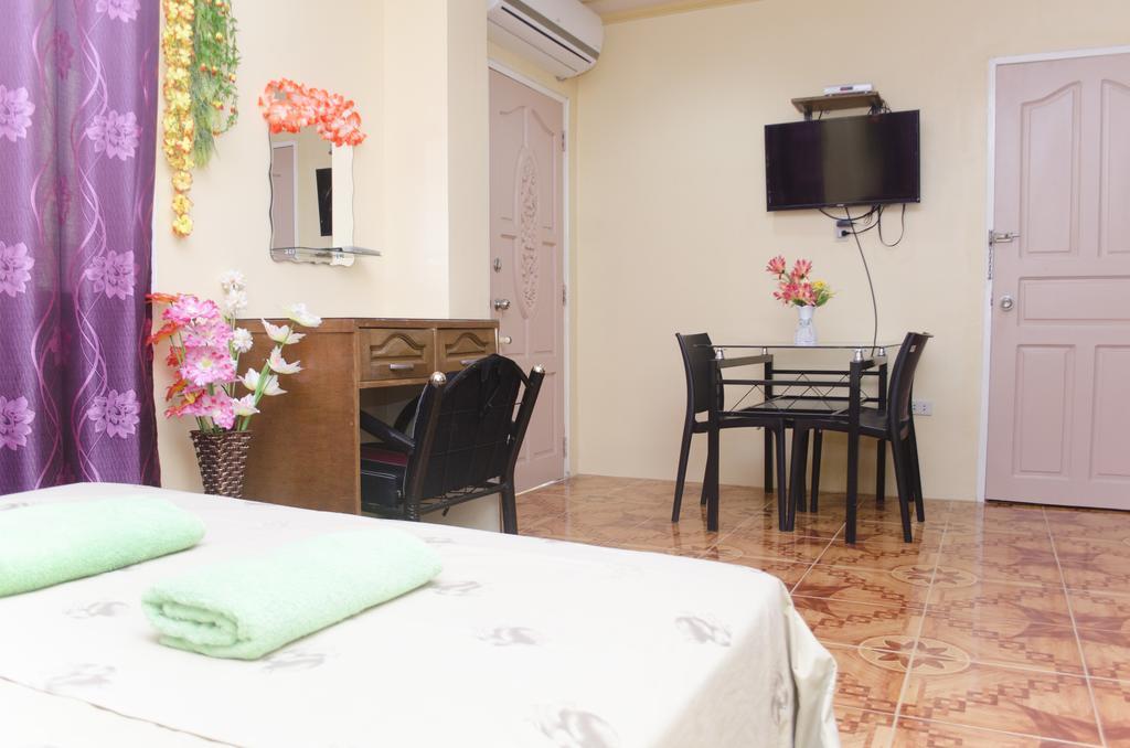 Julz Tropical Apartments Olongapo Dış mekan fotoğraf