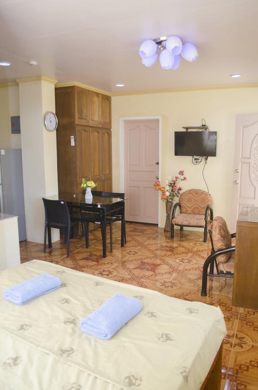 Julz Tropical Apartments Olongapo Dış mekan fotoğraf